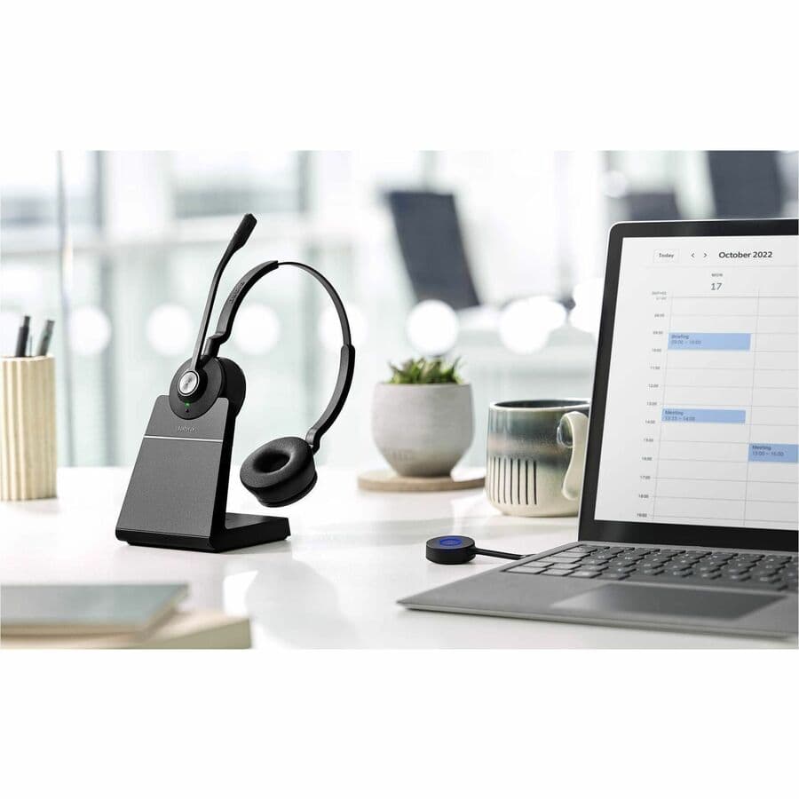 Jabra Engage 55 Stereo wireless headset with USB-A and charging stand