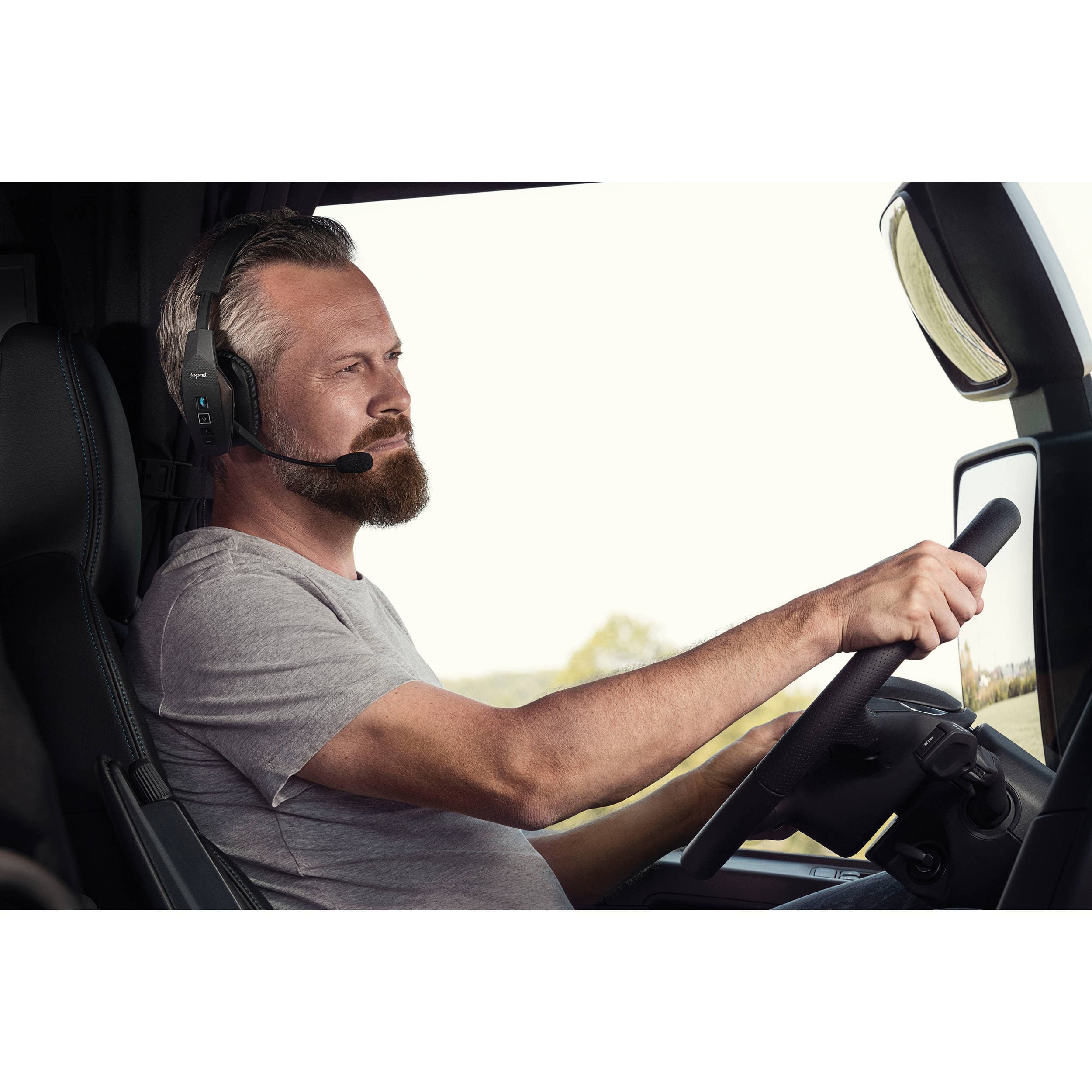 BlueParrott B550-XT Bluetooth wireless single-ear headset with noise-canceling microphone and IP54 rating