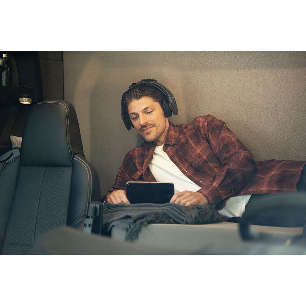 Jabra BlueParrott S650-XT wireless single-ear headset with boom microphone