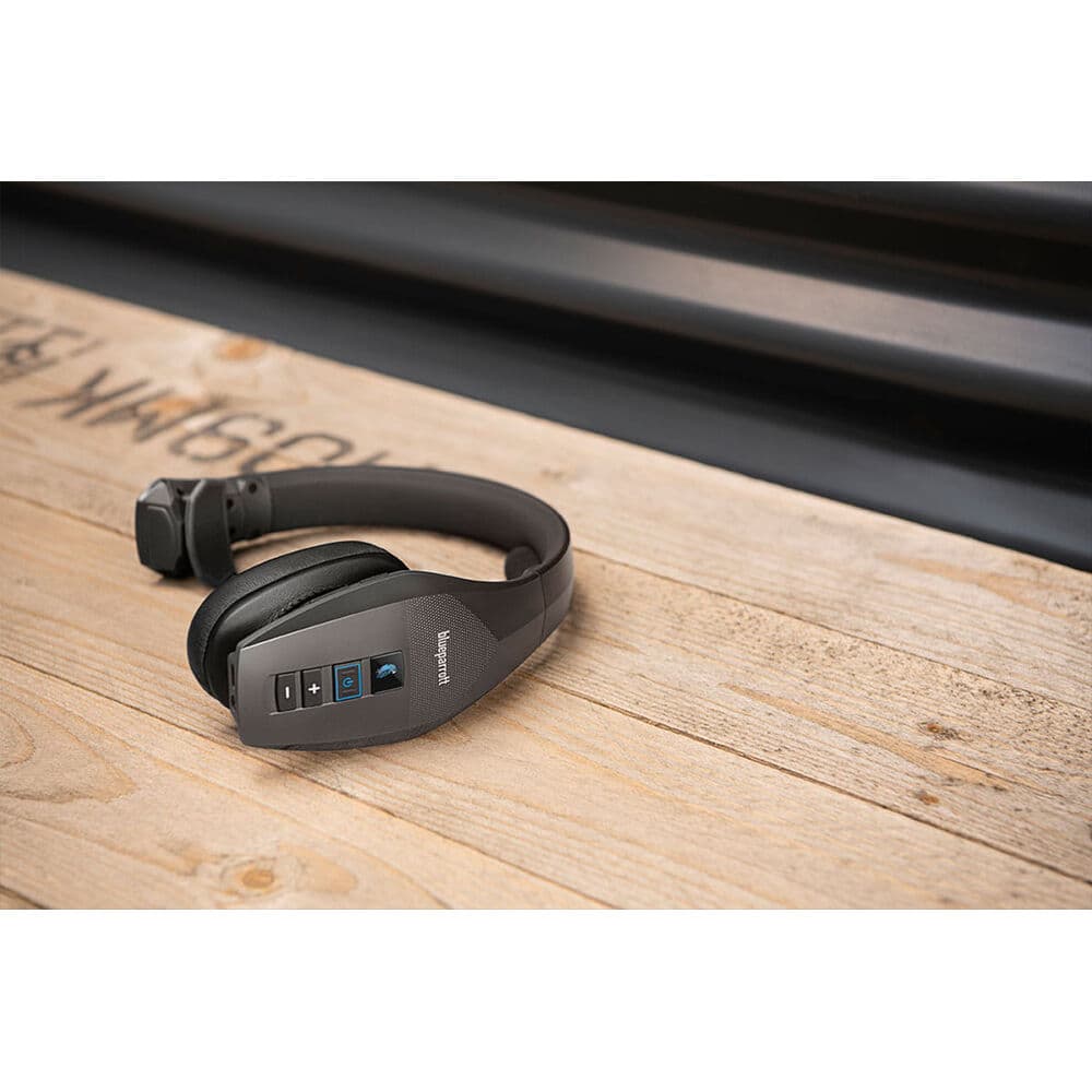 BlueParrott B650-XT wireless single-ear headset with boom microphone