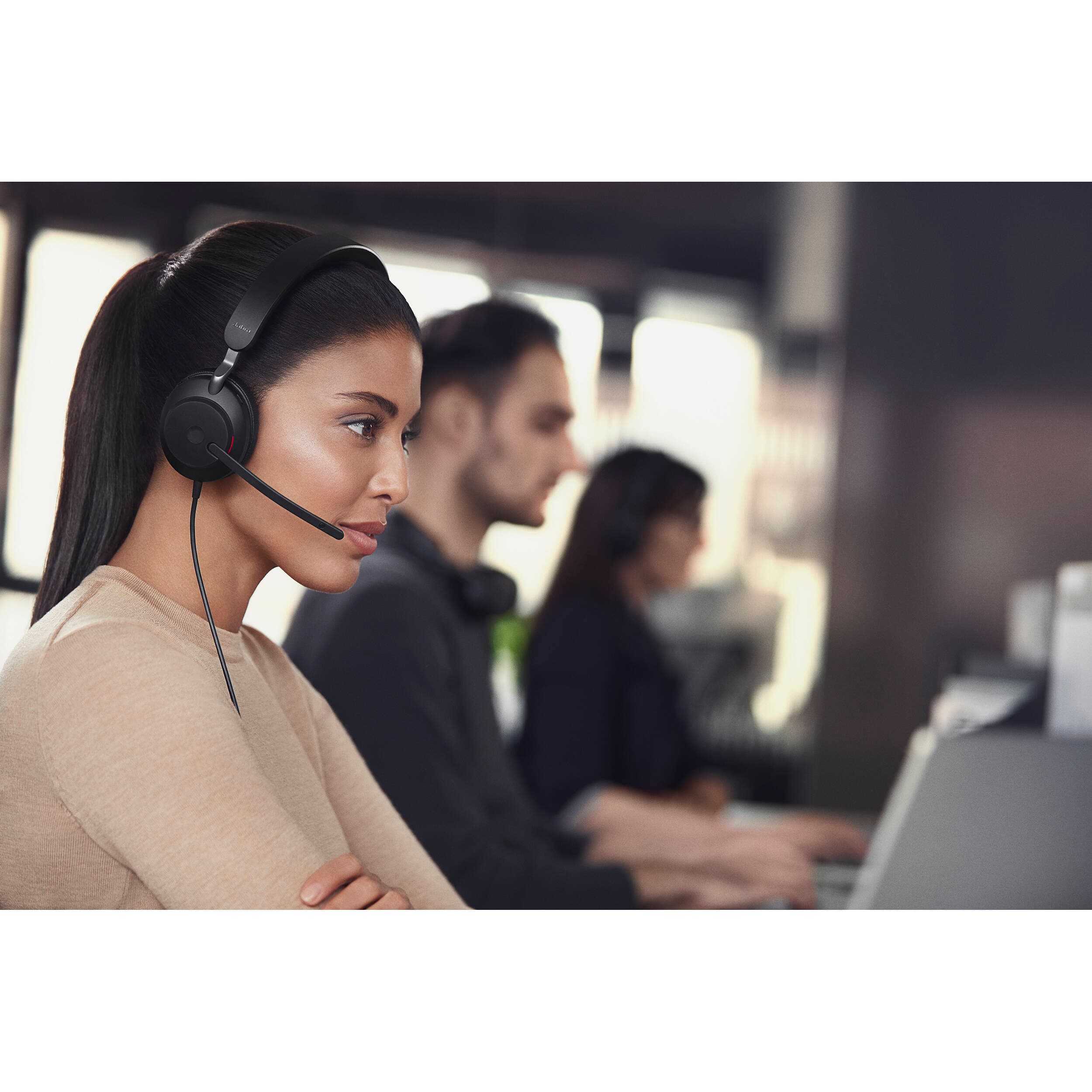 Jabra Evolve2 40 SE USB-C UC mono wired headset with extended cord