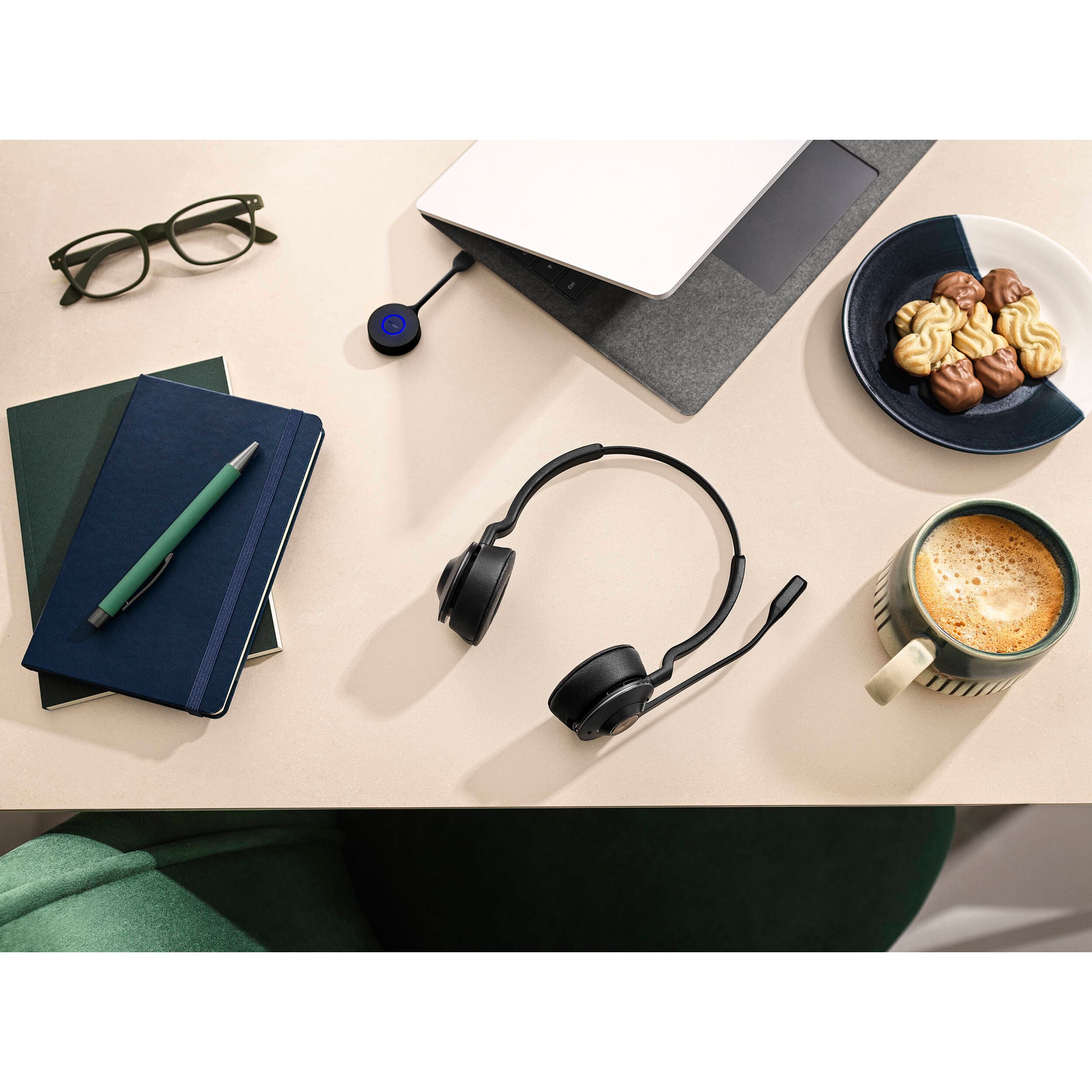 Jabra Engage 55 Mono wireless headset with USB-C stand for UC calling