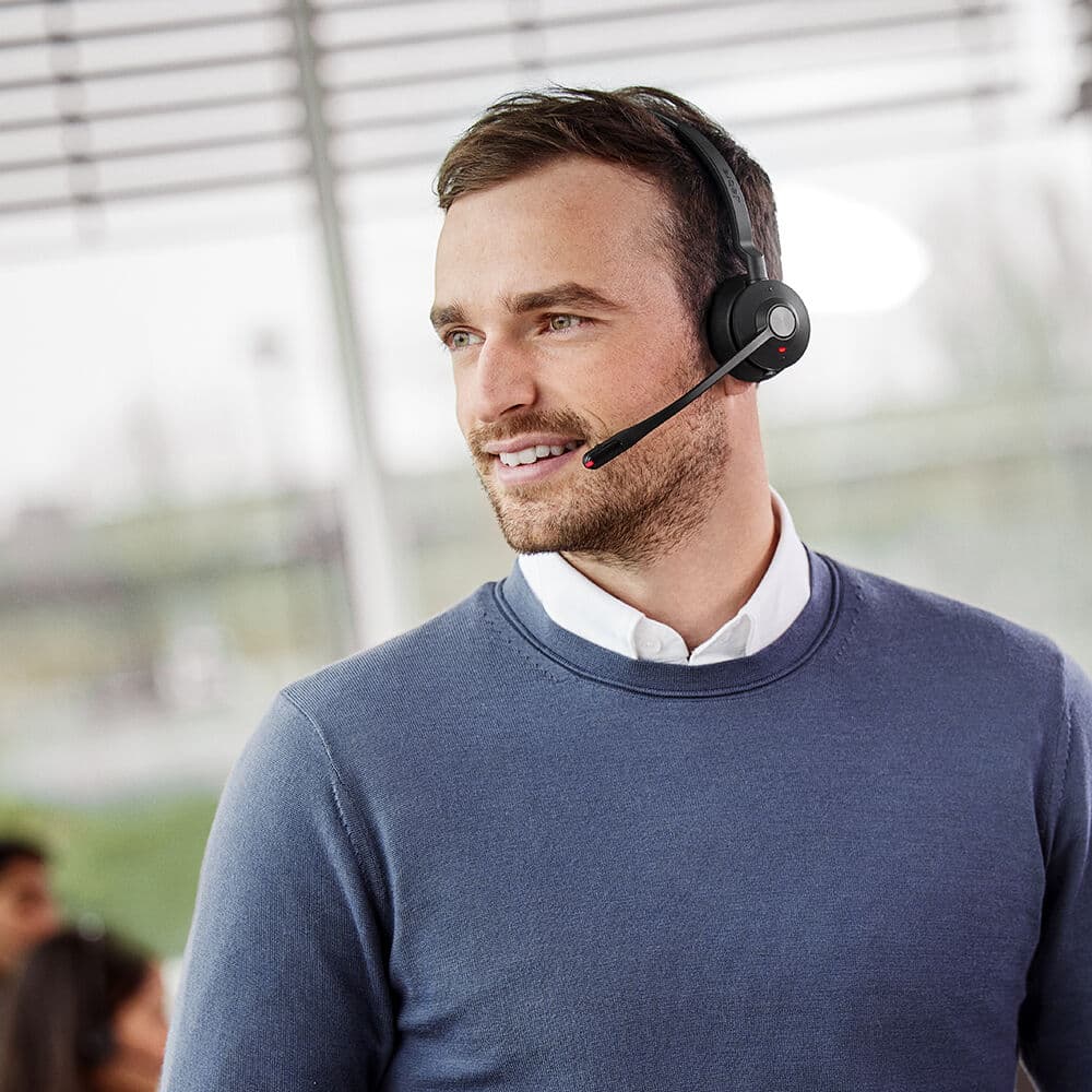 Jabra Engage 55 Mono wireless headset with USB-A connection and stand